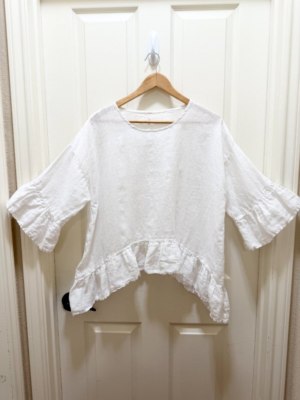 Match Point Women's 100% Lining Oversized Tunic Top Size S White, Ruffle Accents - Picture 7 of 9